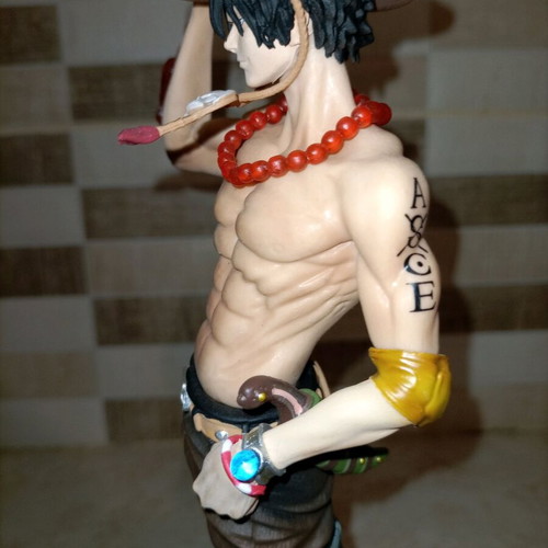 One Piece Portgas D Ace figure like new, 24cm