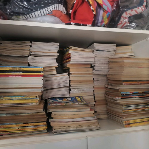 Large Disney comic collection over 1200 issues including Miky Maous