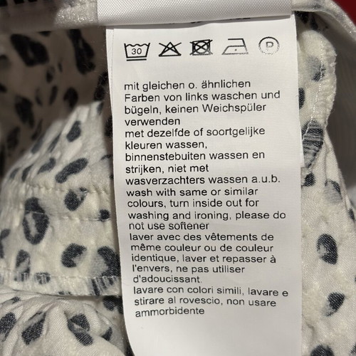 Stehmann Capri Leggings with Animal Print like new, size L