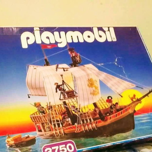 Playmobil 3750 v2 Pirate Ship like new, rare edition 1990