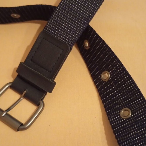 Children's belt like new, blue, size 85