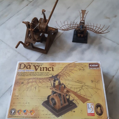 Da Vinci series Academy model kits catapult and flying machine used, set of 2