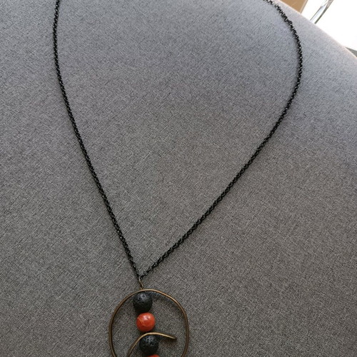Handmade necklace like new, does not tarnish