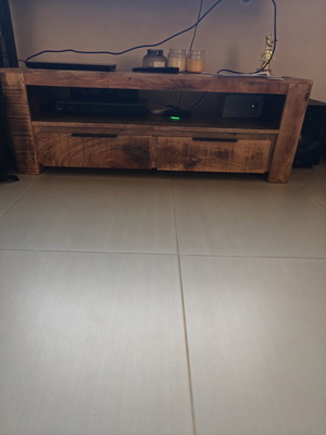 TV stand like new