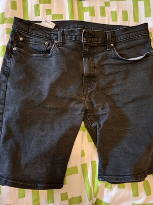 τζιν βερμούδα Levi's 30w 30l