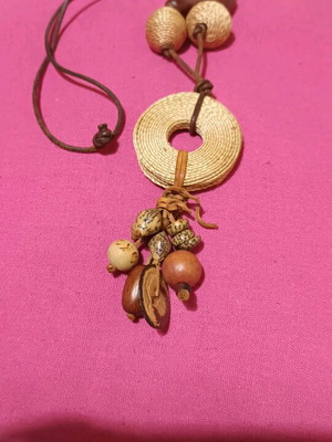 Long necklace with cord like new, beige and brown