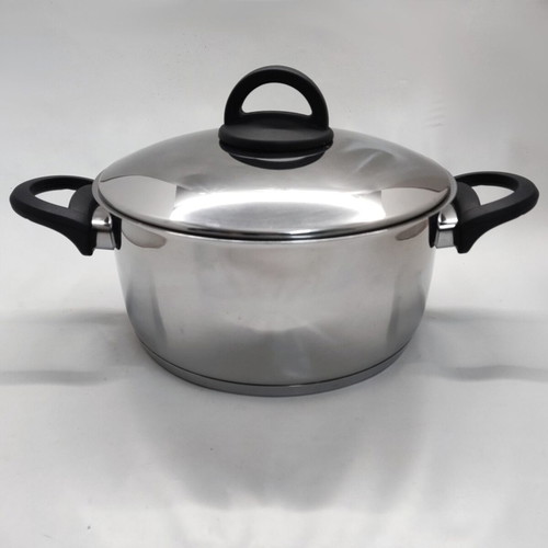 Pyramis Home Bliss Pot 22cm 4.2lt new, suitable for all hobs