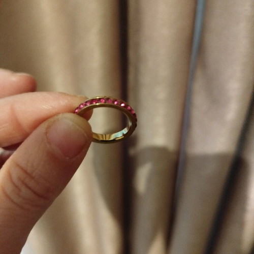 Women's ring like new, pink