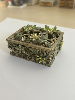 Decorative metal box with rhinestones like new, vintage style
