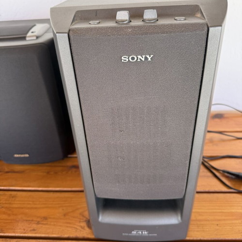 AIWA NSX-V900 stereo system with AIWA speakers and Sony subwoofer