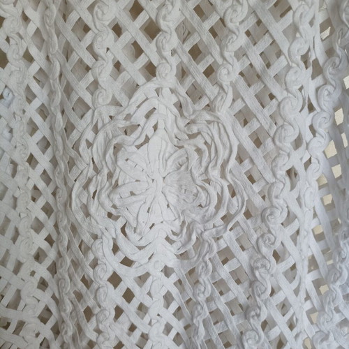 White knitted cotton top like new, size S