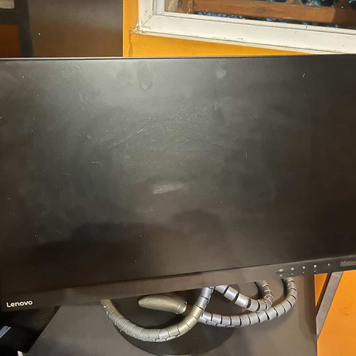 Lenovo ThinkVision T24i-10 24-inch monitor like new