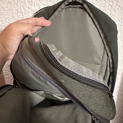 Case Logic BackPack 15.6 used, black and green