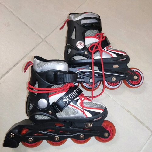 Scorpion Kids Inline Skates size 30-33 like new