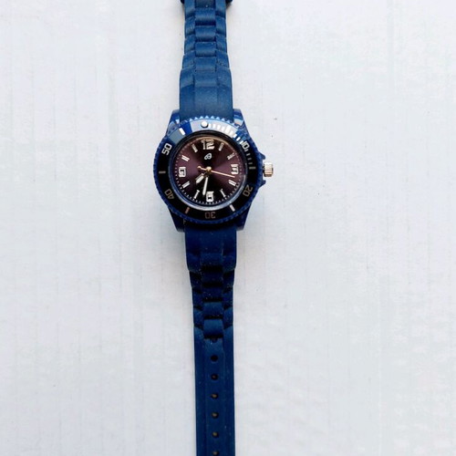 Blue women's watch with silicone strap new