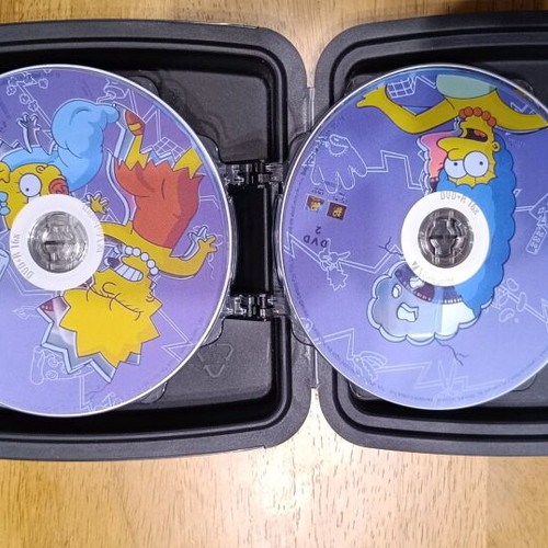 The Simpsons DVD like new, 8 DVDs with deluxe case