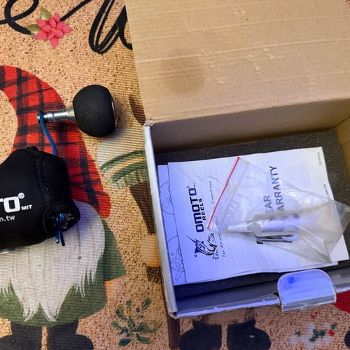 Omoto Chief Xtreme JX left-handed reel used for light jigging