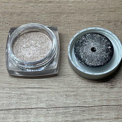 L’Oréal Paris Color Infaillible 24-hour eyeshadow unused