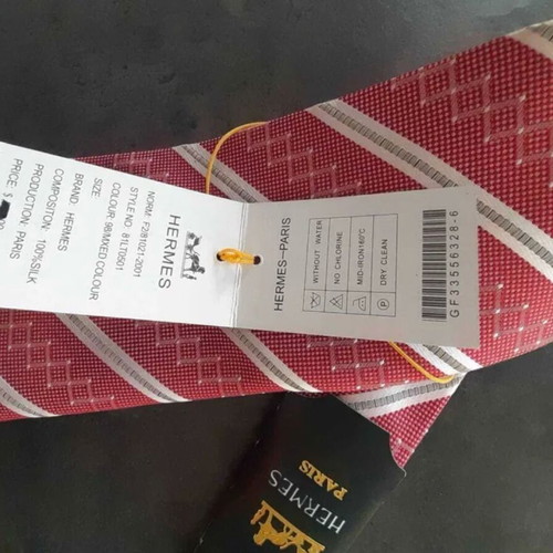 Hermes silk tie, new with tags