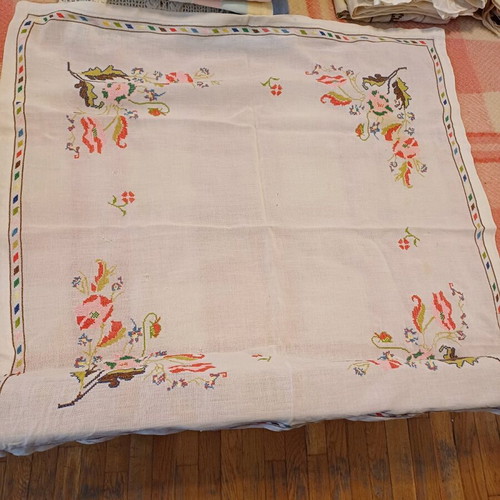 Cretan embroidery square used with very nice colors