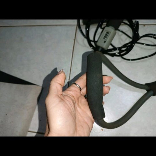 Fitness equipment like new with resistance expander and jump rope with counter