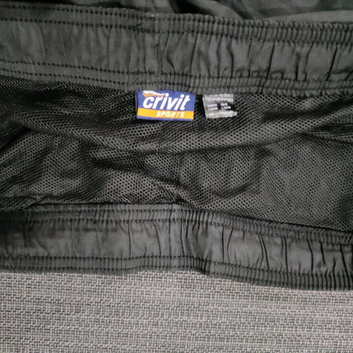 Women's shorts like new, black and pink