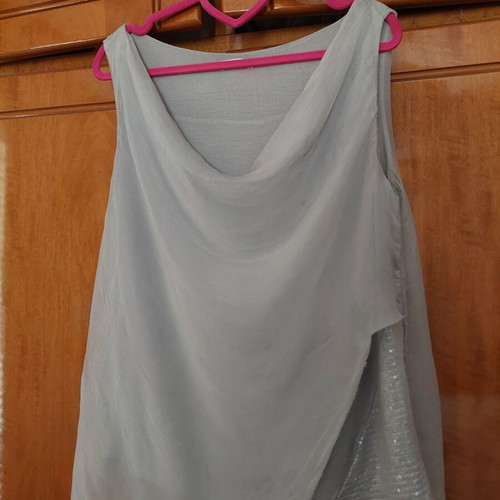 Silk blouse like new, grey and blue, size M-L