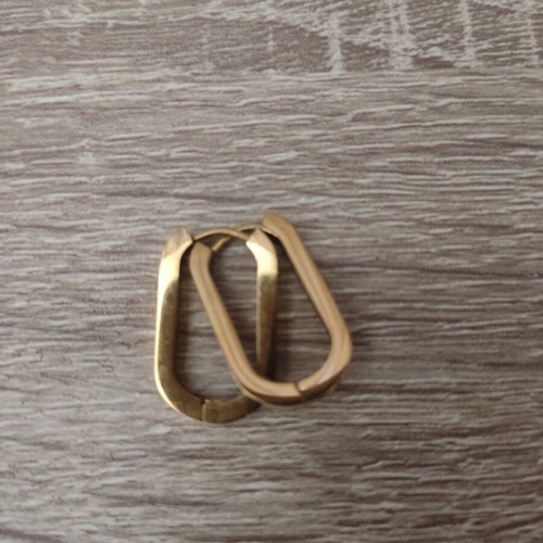Hoop earrings like new, gold color
