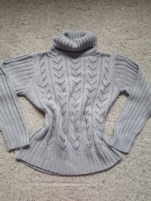 X-Mail sweater gray like new, oversized s/m