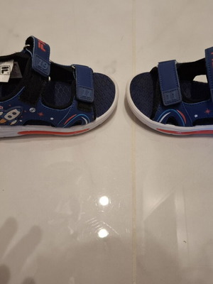 Fila summer sandals like new, size 25