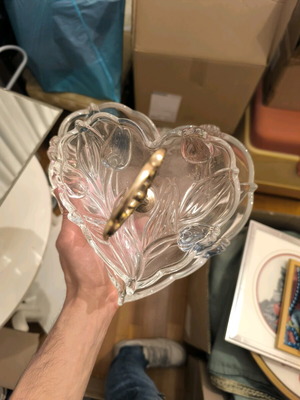 Decorative container like new