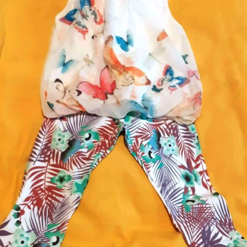 Girls' summer set with sleeveless tunic and colorful leggings, new