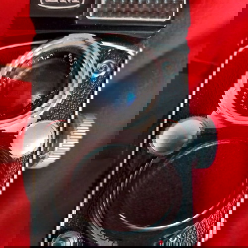 Φωτογραφική μηχανή Yashica-Mat LM μεταχειρισμένη, Twin-Lens Reflex