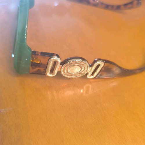 Sunglasses large impressive, green, like new, unworn
