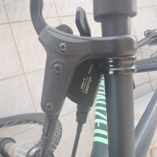 Specialized Rockhopper 29" mountain bike like new, size L, black