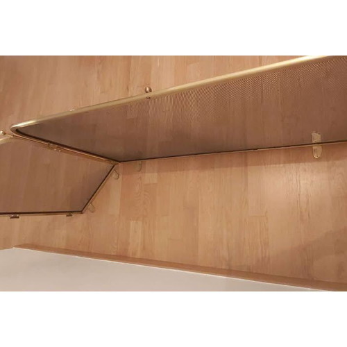 Metal fireplace guard like new