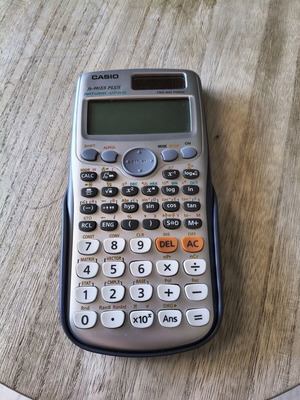 Casio fx991ES Plus επιστημονική αριθμομηχανή