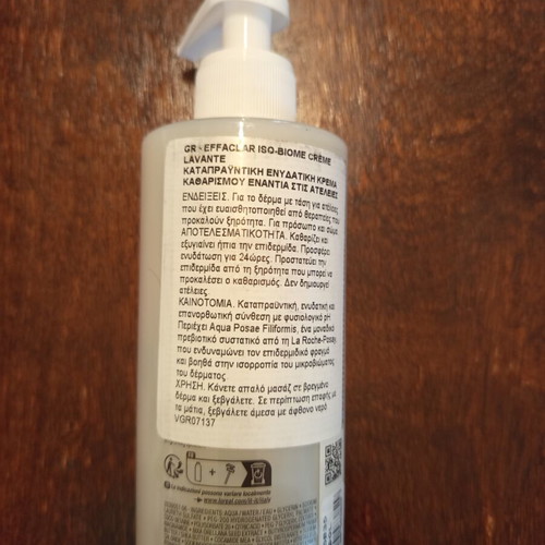 La Roche-Posay Effaclar H Iso Biome soothing cleansing cream 390ml with face cream 40ml