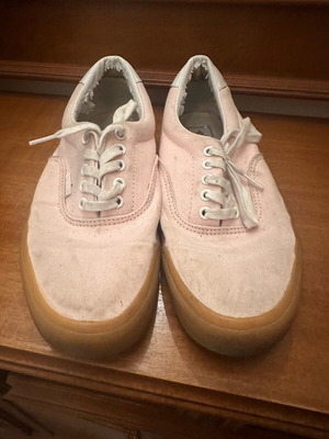 Vans shoes 42.5 pink in great condition