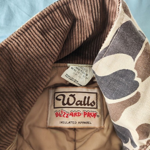 Vintage Walls Blizzard-Pruf Duck Camo Hunting Coverall USA Made size large like new