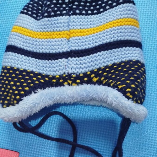 Boys' hats used, set of 3 for ages 3 to 7
