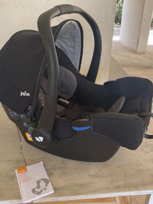 Joie Gemm baby car seat with isofix base like new