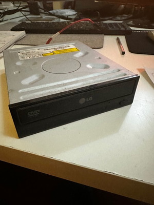 LG εσωτερική μονάδα εγγραφής και ανάγνωσης CD για υπολογιστή
