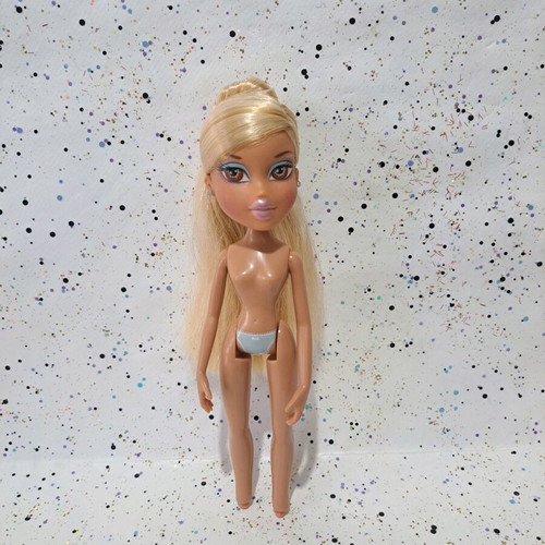 Bratz Ice Champions Vinessa doll used with flaws