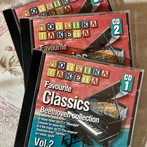 Favourite Classics 2 Triple CD Music Packages like new, classical