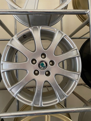 Skoda rims 7Jx17 5x112 set of 4 like new