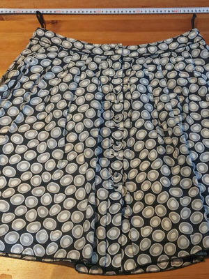 More skirt like new, white and gray, size L/40/12