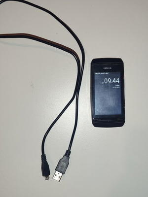 Nokia 306 used mobile phone with USB to micro USB cable