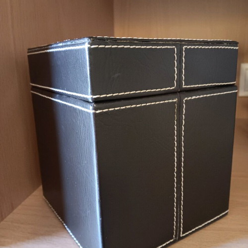Storage box