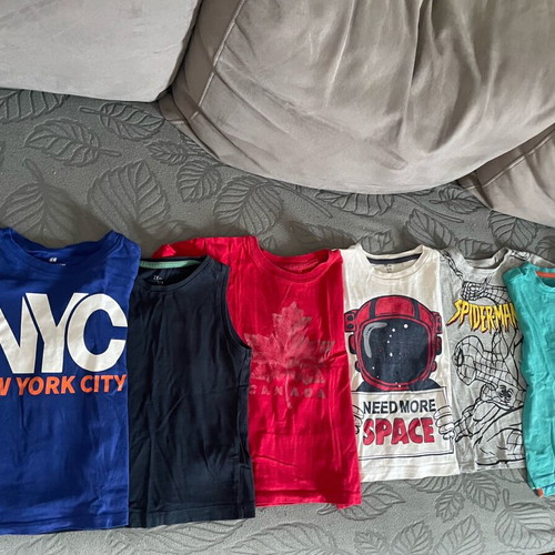 Set of 7 cotton t shirts for 3-4 years like new, Mothercare and H&M